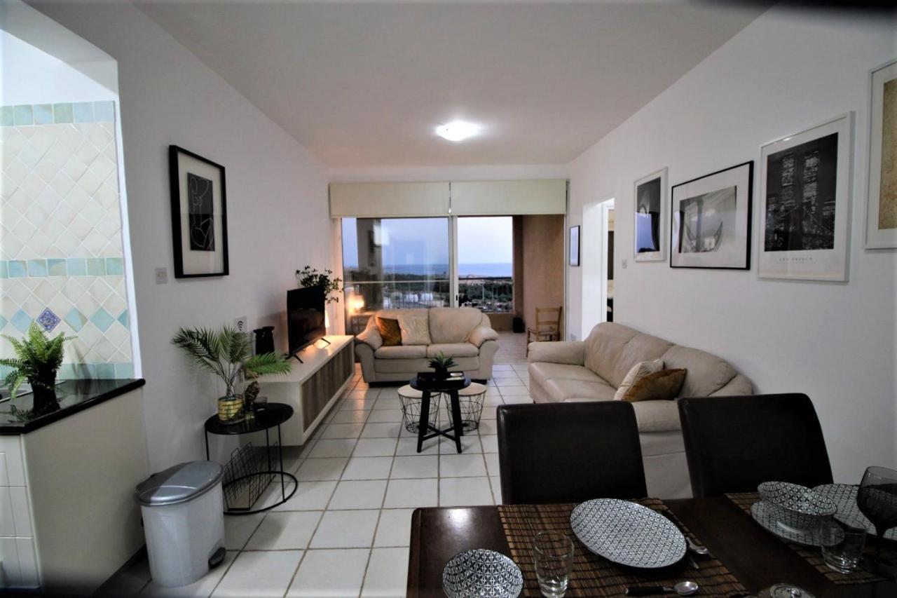 Cosea Living: Seaside 2 Bedroom Flat Kings Palace 209 Apartament *